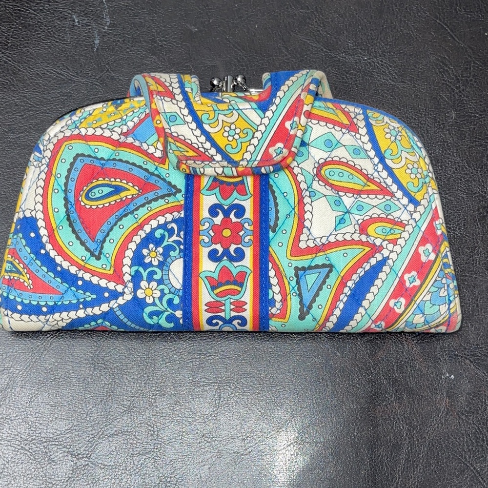 Vera Bradley Turnlock Wallet Clutch Marina Paisley pattern